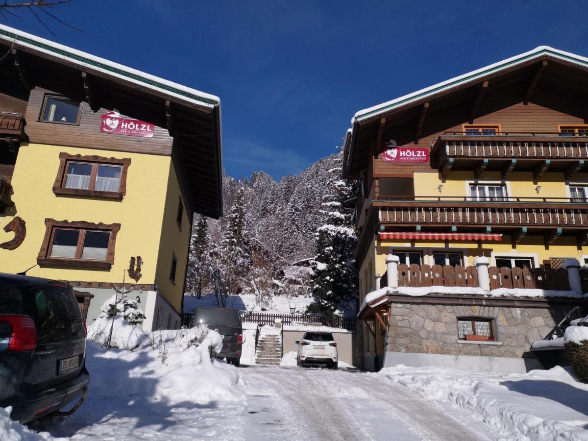 Hölzl Bed&Breakfast Neukirchen am Großvenediger Exterior foto