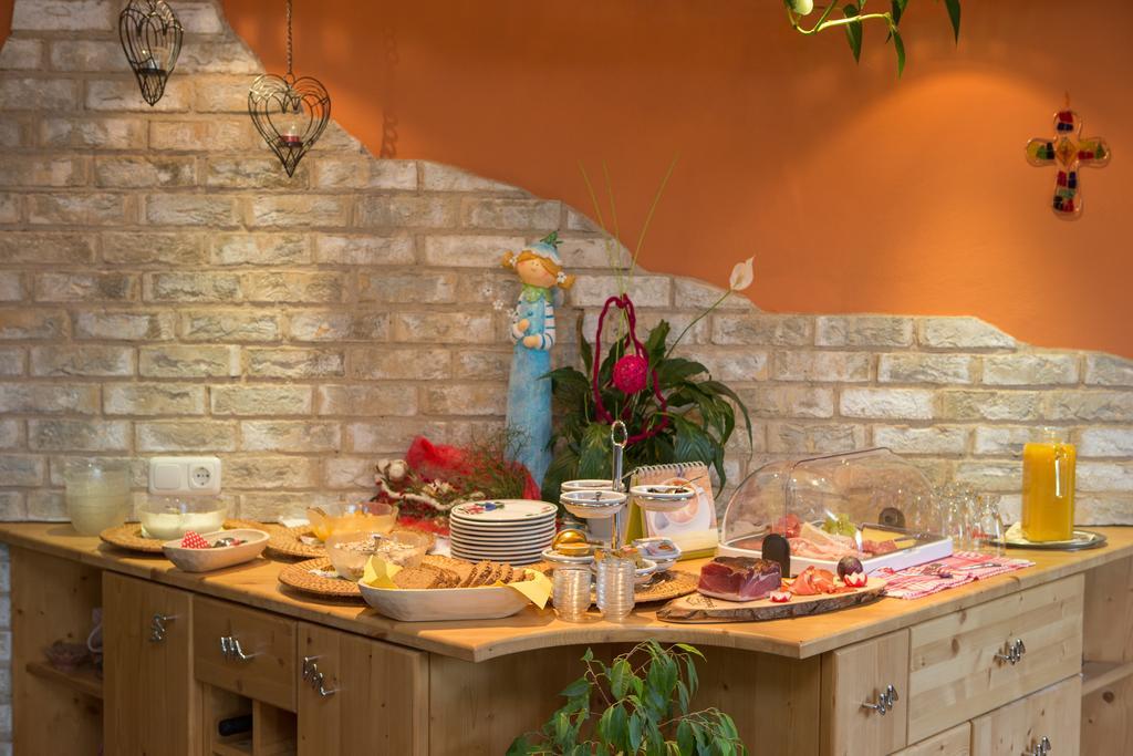 Hölzl Bed&Breakfast Neukirchen am Großvenediger Exterior foto