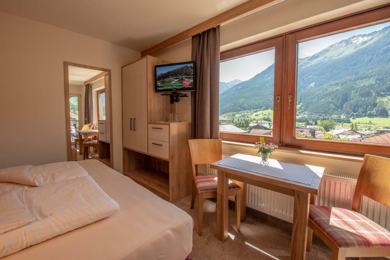 Hölzl Bed&Breakfast Neukirchen am Großvenediger Exterior foto